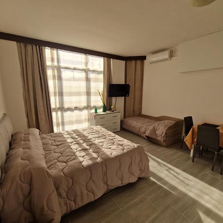 Appartamento Claudio House Palermo Esterno foto
